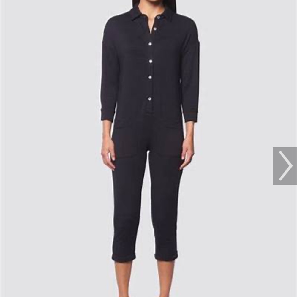 Chic Black Collared Jumpsuit